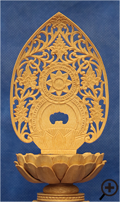 お仏像アップ斜め