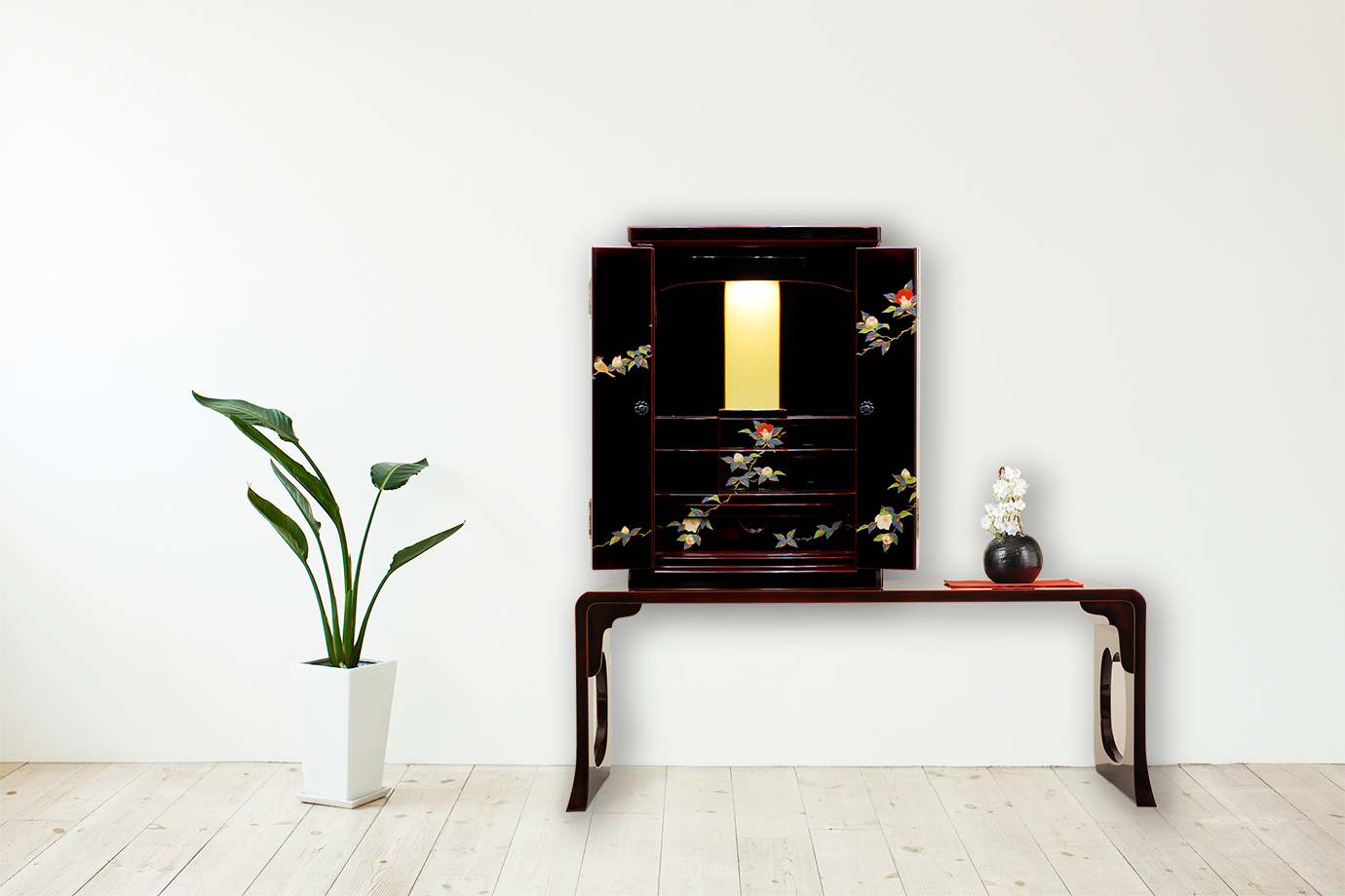 最高級上置き仏壇-輪島塗「椿」部屋置きイメージ画像